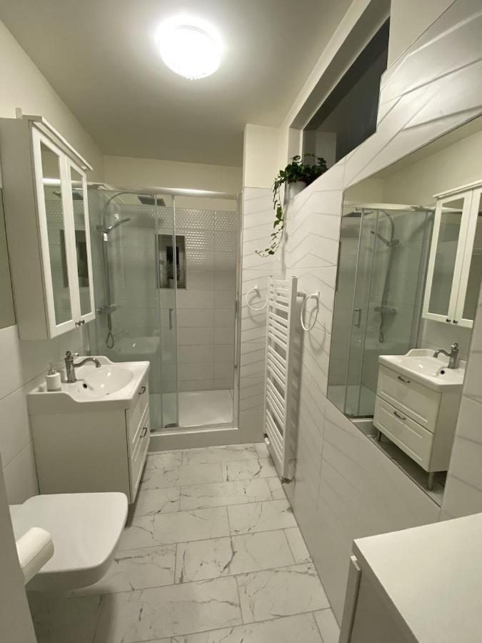 Apartament Czytelnia - Parking Gratis Poznań Eksteriør bilde